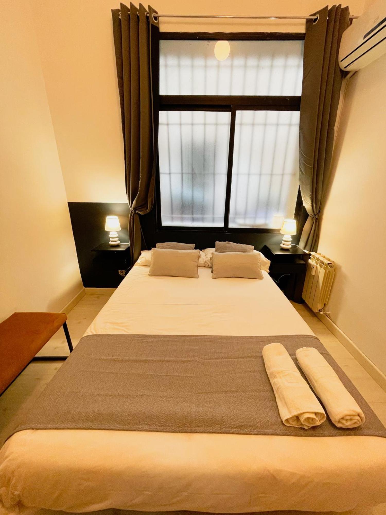 Carretas Duplex Interior Apartment Madrid Luaran gambar